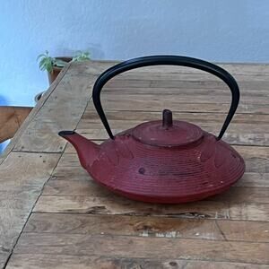 Teavana Red Dragon Fly Cast Iron Teapot Japanese Tetsubin